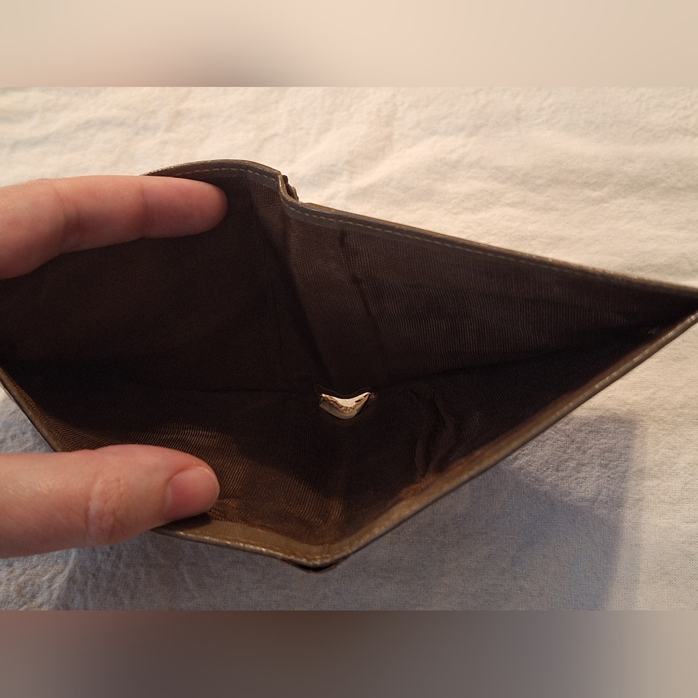 Brown Valentino Monogram Bifold Wallet - Picture 9 of 9